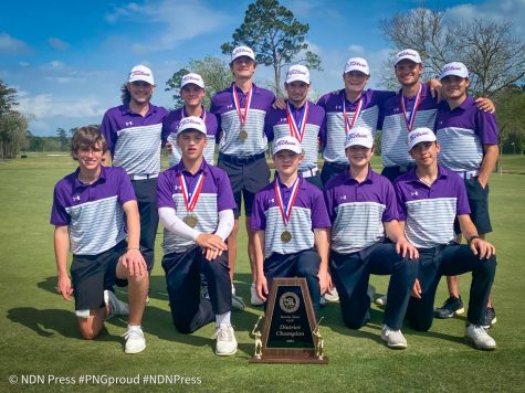 Boys varsity golf team wins District 21-5A championship